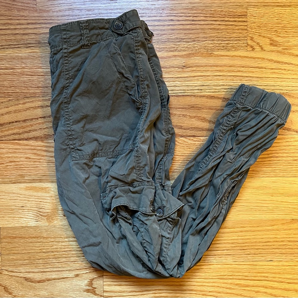 Anthropologie olive green cargo lyocell blend jogger pants size 26